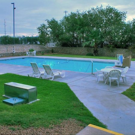 Vagabond Inn El Paso Esterno foto