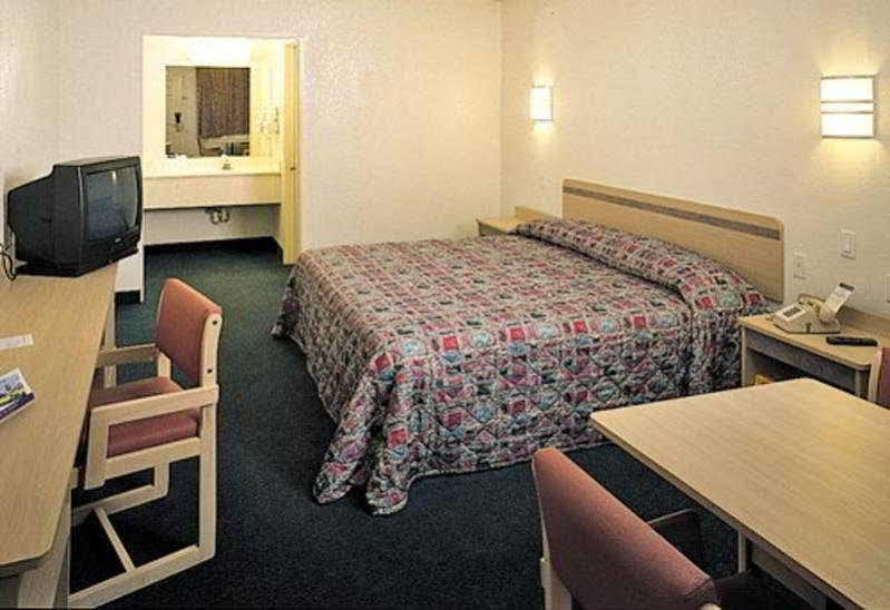 Vagabond Inn El Paso Esterno foto